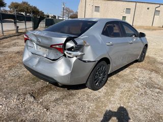 2016 Toyota Corolla LE - Exterior Rear Right Corner Image